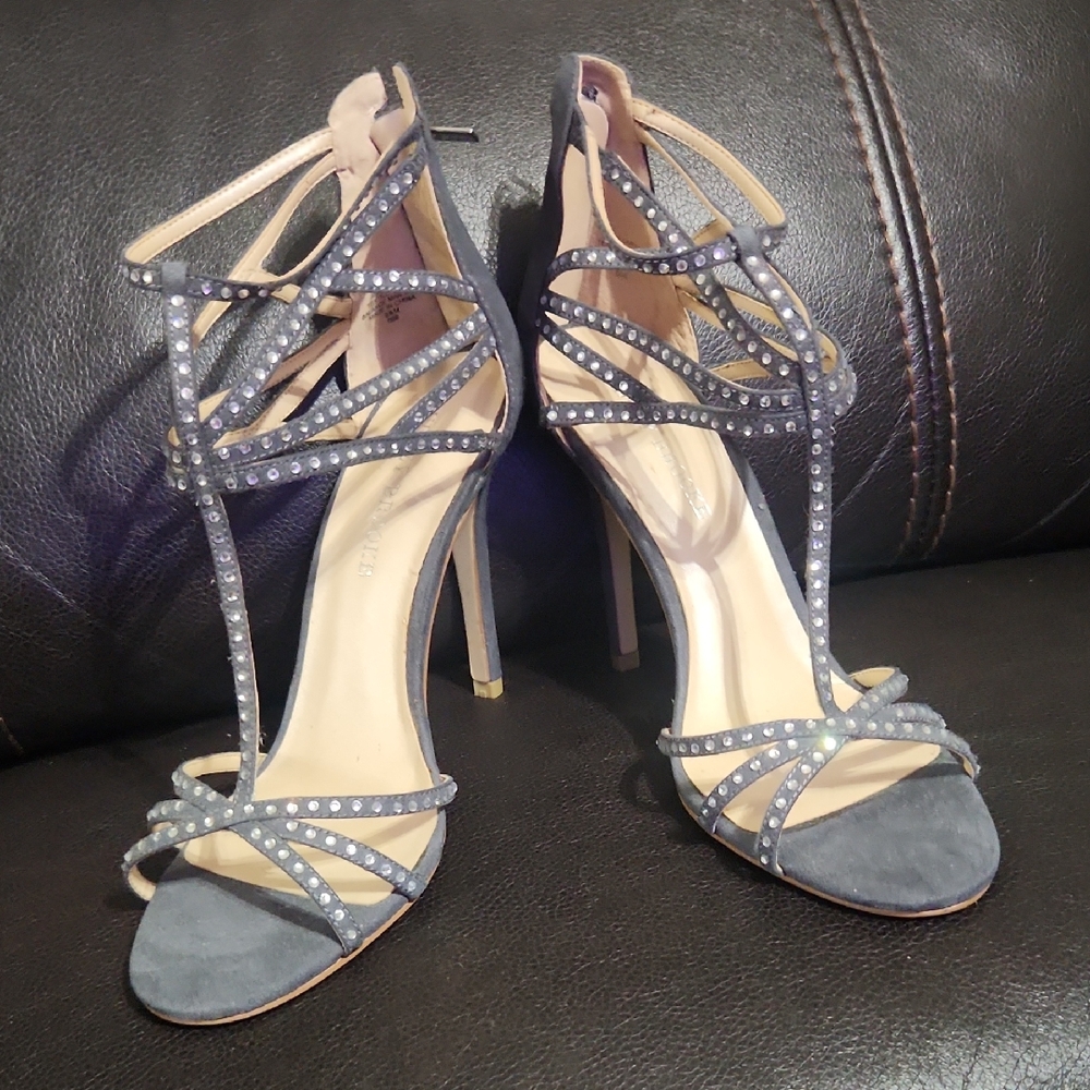 NEW Audrey Brooke Gray Strappy Heels